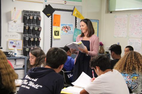 English teacher Kady Fibrow reads the novel Life of Pi with her students on Aug. 27. (Photo by Accolade photo editor Megan Shin)