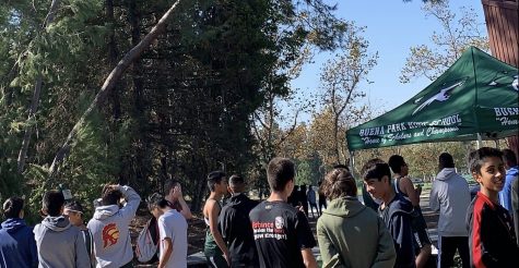 Student athletes get ready for the Oct. 30 cross country Freeway League Finals. But because of the threat of high winds that could cause a tree to fall and poor air quality from Southern California fires at the park, coaches from each of the six Freeway League schools decided to postpone the event until Friday, Nov. 1. Image posted with permission from Elyse Angelus
