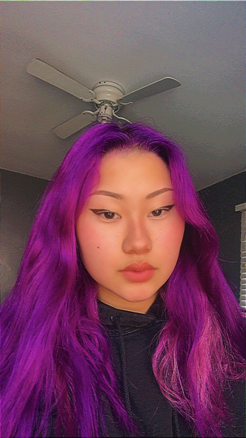 Sophomore Sydney Lee dyes her hair at home Feb. 23 using professional-grade Sally Beauty Supply products during the pandemic.