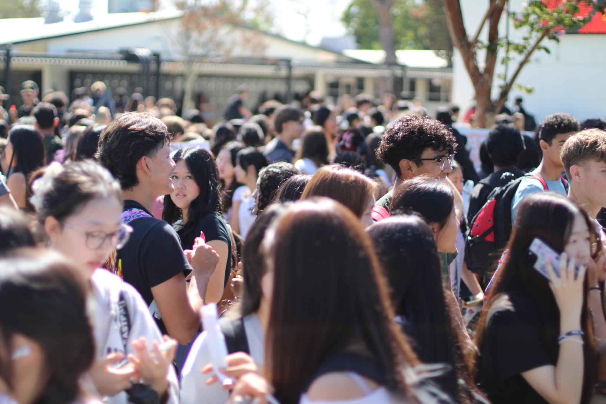 Students explore different stands on the third day of Club Rush during break on Thursday, Sept. 4. 
